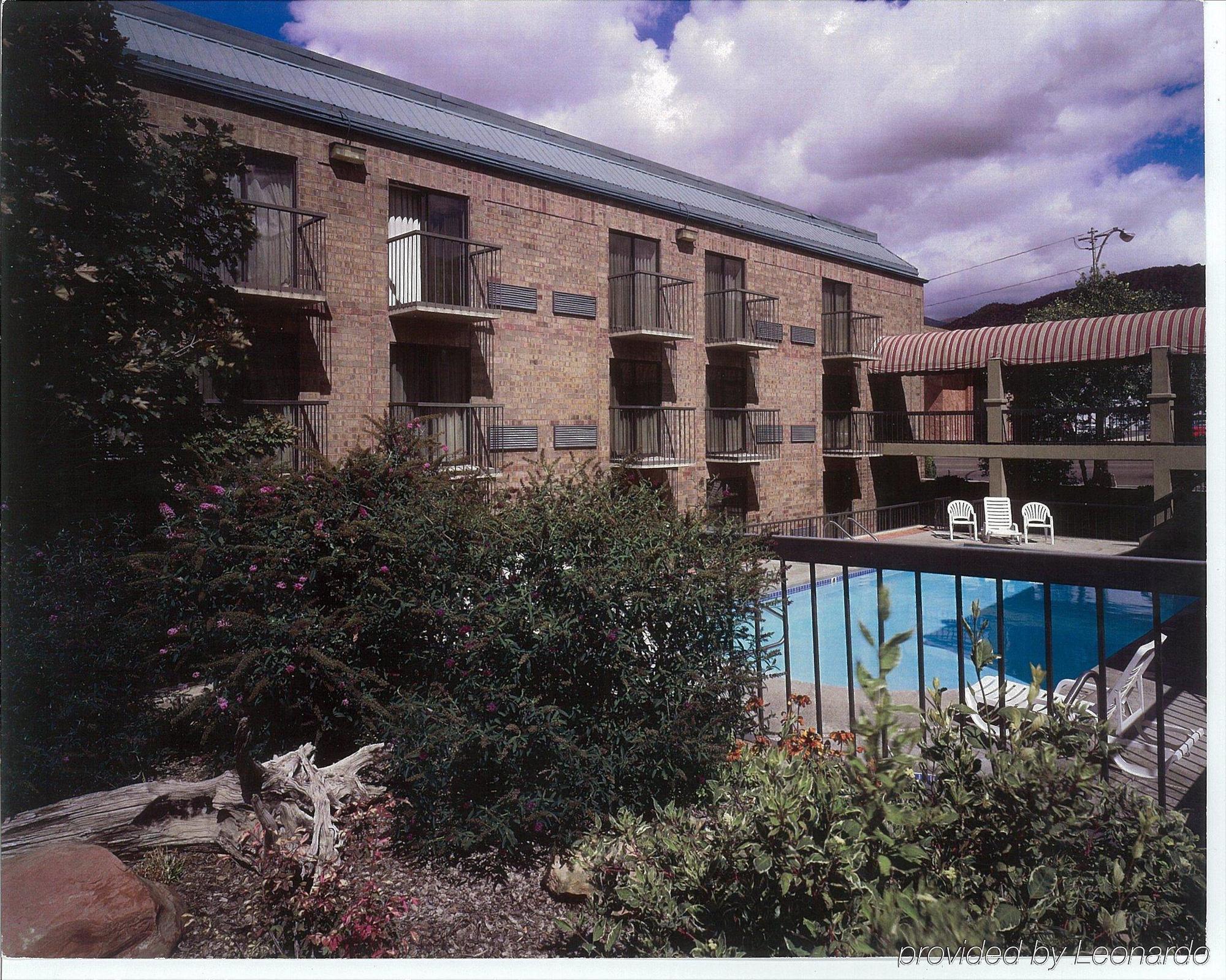 Stratford Court Hotel Cedar City Extérieur photo